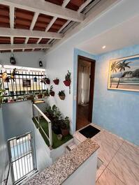 Cozy house with 2 bedrooms (1 suite) - 200 meters from the sea!