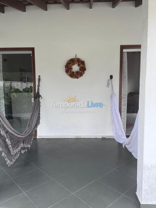 Casa para aluguel de temporada em Caraguatatuba (Martim de Sá)