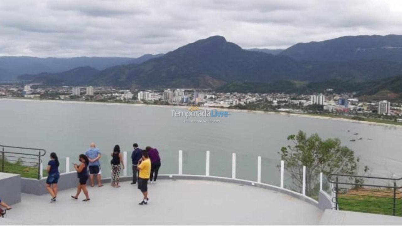 Casa para aluguel de temporada em Caraguatatuba (Martim de Sá)