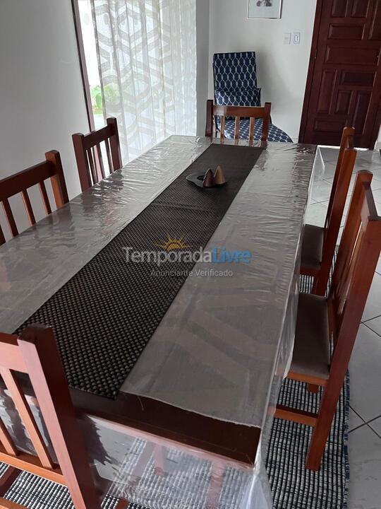 Casa para aluguel de temporada em Caraguatatuba (Martim de Sá)