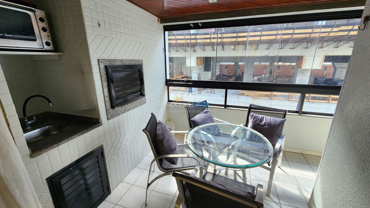 Apartamento para aluguel de temporada em Itapema (Meia Praia)