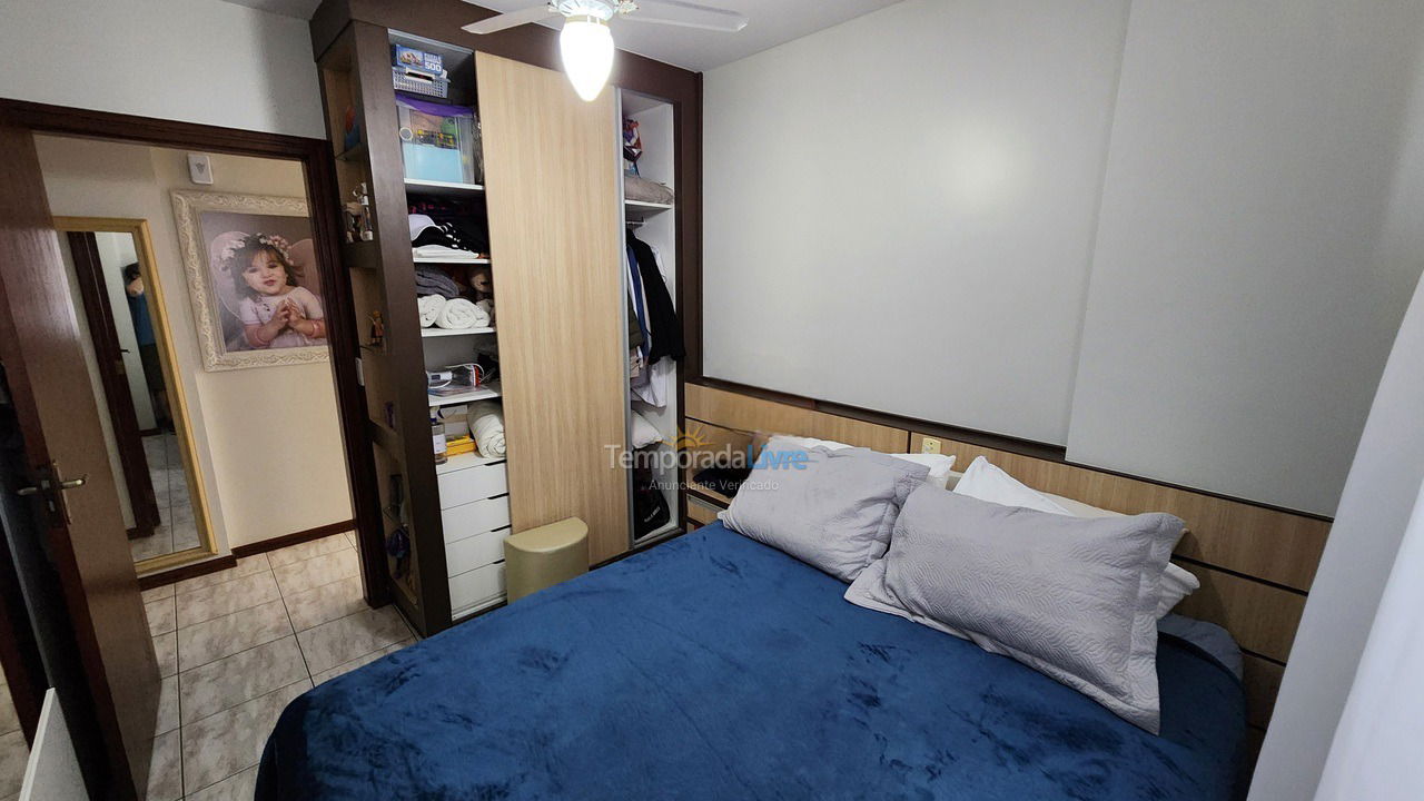 Apartamento para aluguel de temporada em Itapema (Meia Praia)