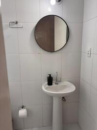 Apto Vila Tupi 250m da praia