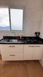 Apto Vila Tupi 250m da praia