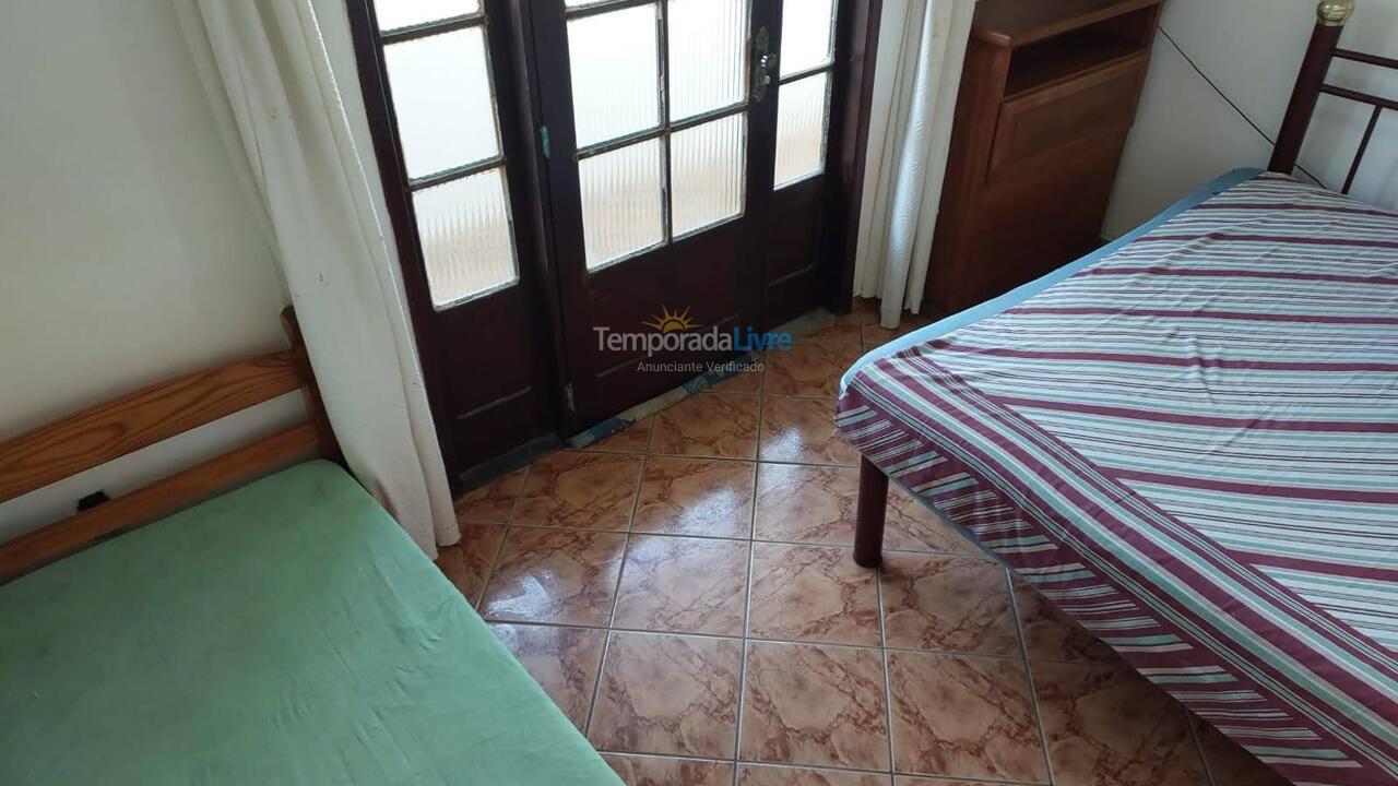 Casa para aluguel de temporada em Cabo Frio (Peró)