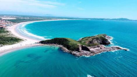 Casa ampla e aconchegante a 5 min a pé da praia !
