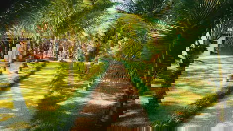 Alugo casa em hotel pe na areia