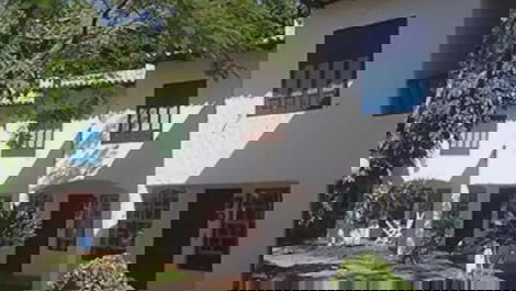 Alugo casa em hotel pe na areia