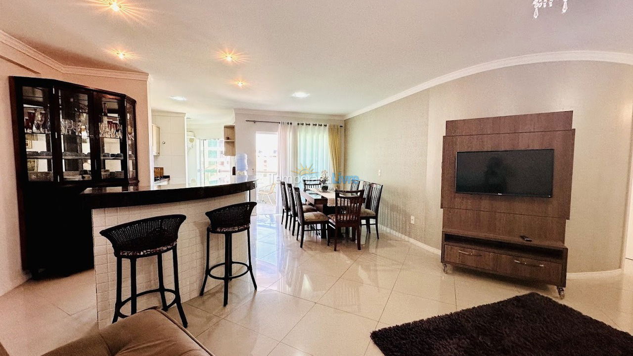 Apartment for vacation rental in Bombinhas (Praia de Bombas)