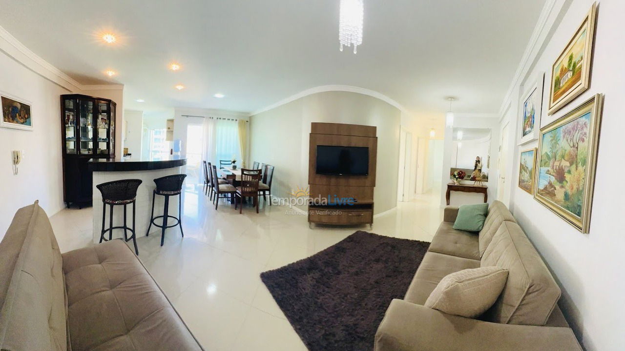 Apartment for vacation rental in Bombinhas (Praia de Bombas)