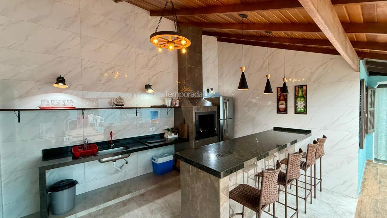 Casa para alquiler de vacaciones em Matinhos (Caiobá)