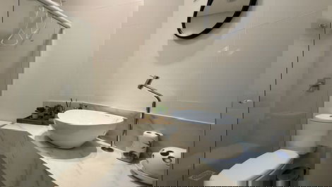 Beautiful garden 80 meters from Canto Grande beach, Mar de Fora.