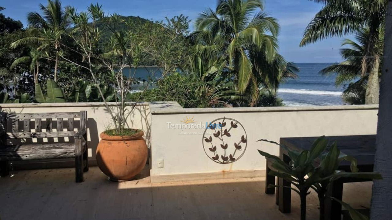 Casa para alquiler de vacaciones em São Sebastião (Barra do Sahy)