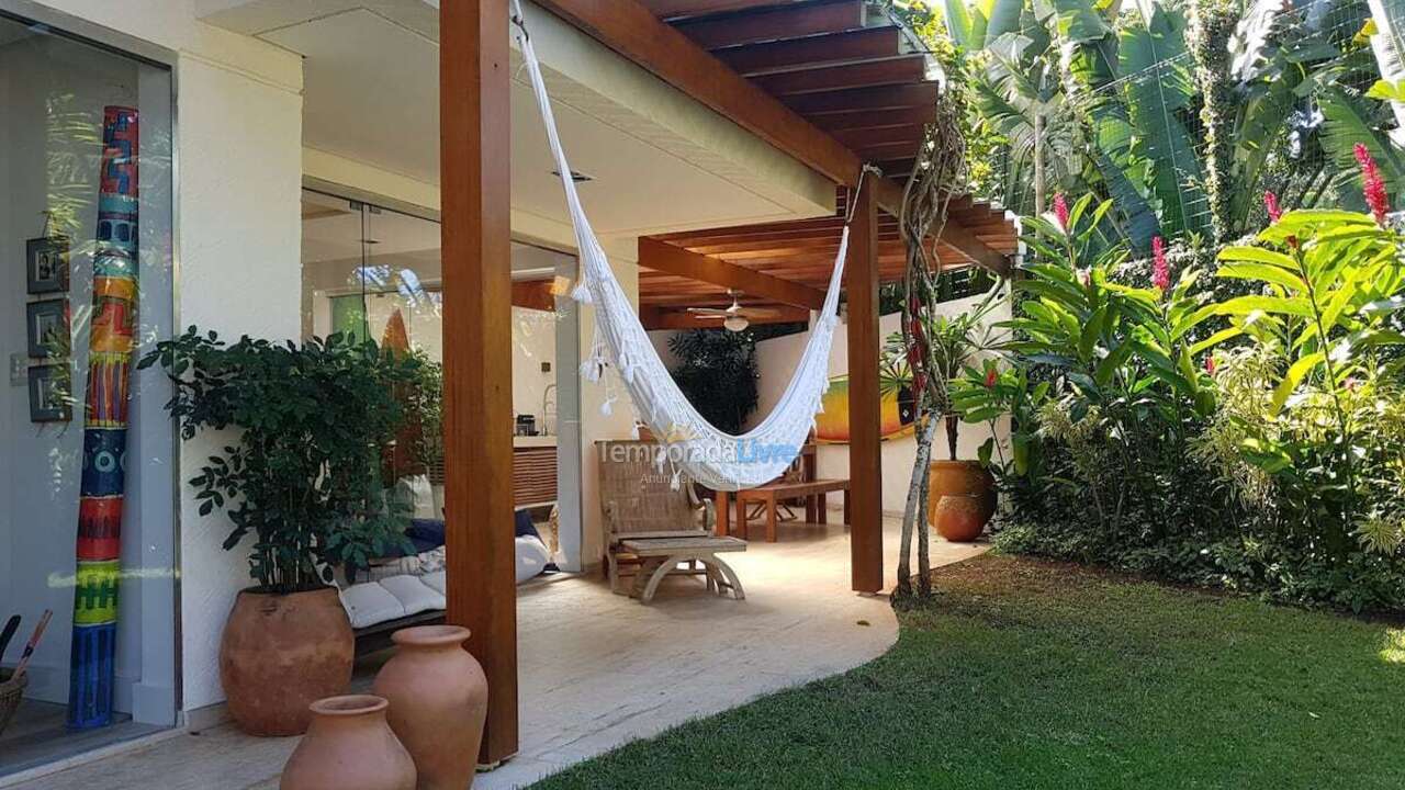 Casa para alquiler de vacaciones em São Sebastião (Barra do Sahy)
