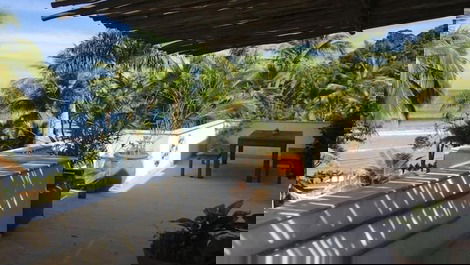 4 suites, piscina privada, 3 plazas de aparcamiento, Barra do Sahy. Alquiler anual, Nochevieja.