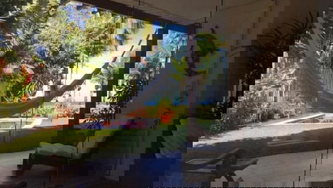 4 suites, piscina privada, 3 plazas de aparcamiento, Barra do Sahy. Alquiler anual, Nochevieja.