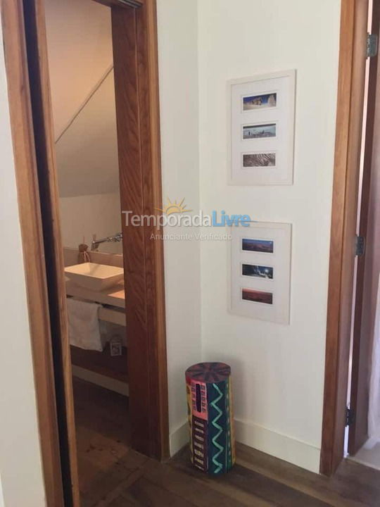Casa para alquiler de vacaciones em São Sebastião (Barra do Sahy)