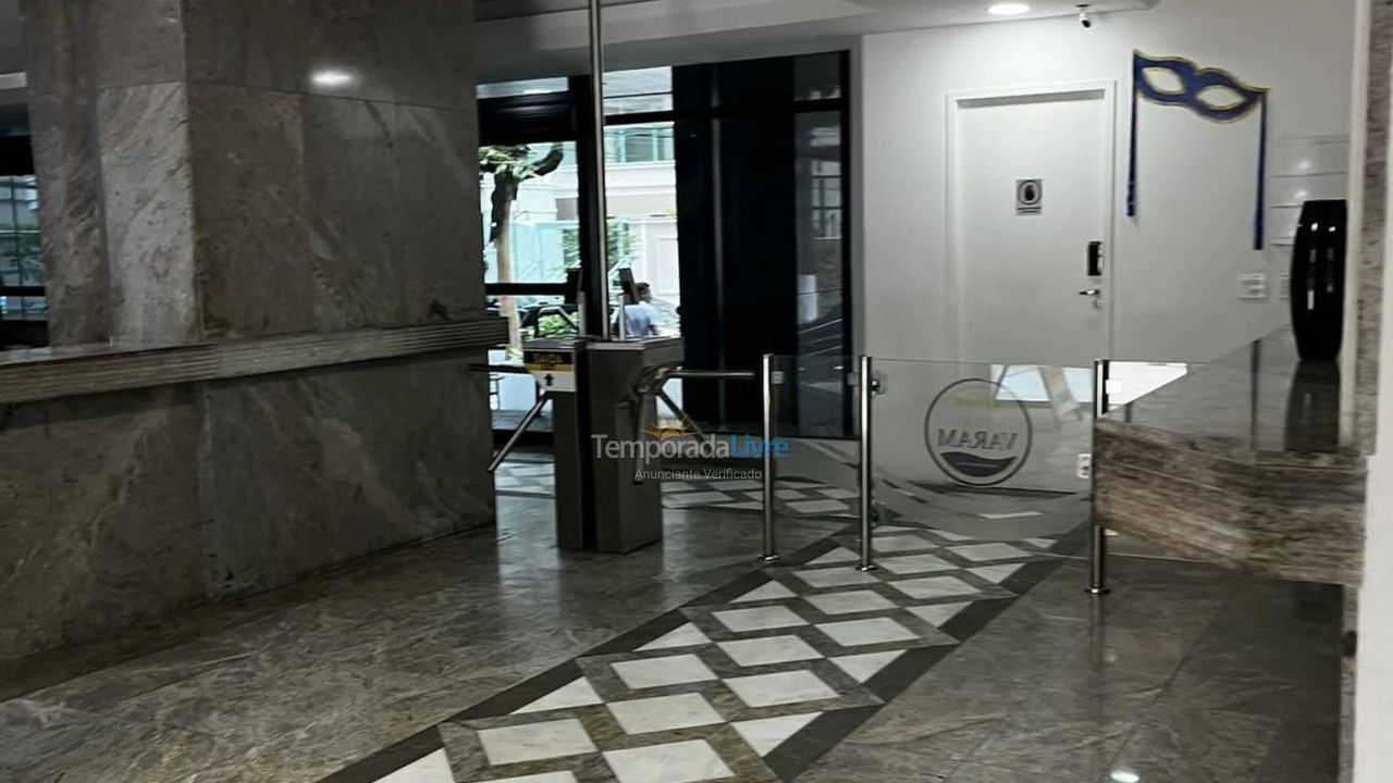 Apartamento para aluguel de temporada em Guarujá (Pitangueiras)