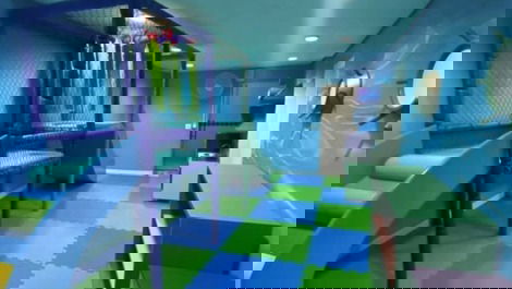 Lindo Apartamento em Pitangueiras, 100 mts da praia