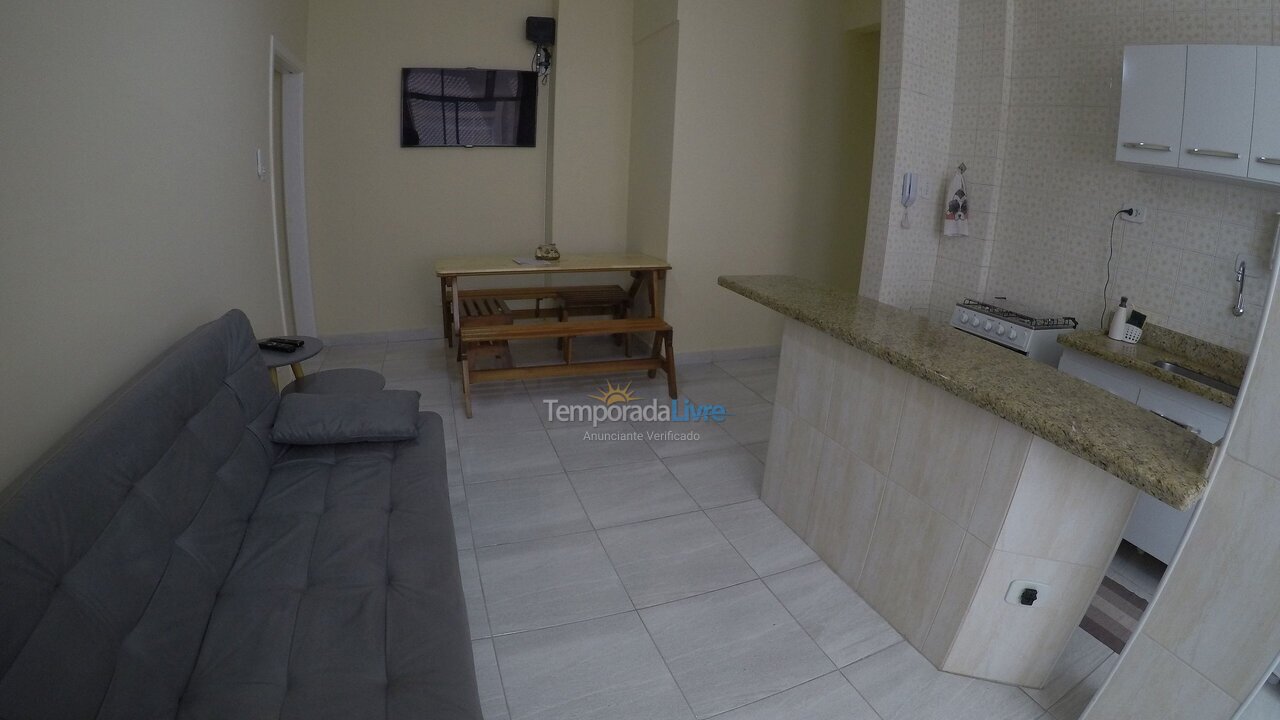 Apartamento para aluguel de temporada em Santos (Aparecida Embaré)