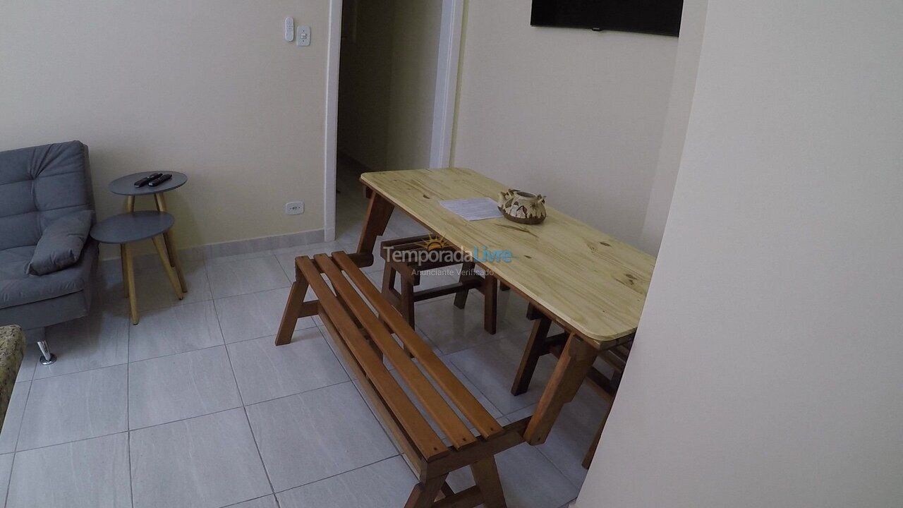 Apartamento para aluguel de temporada em Santos (Aparecida Embaré)