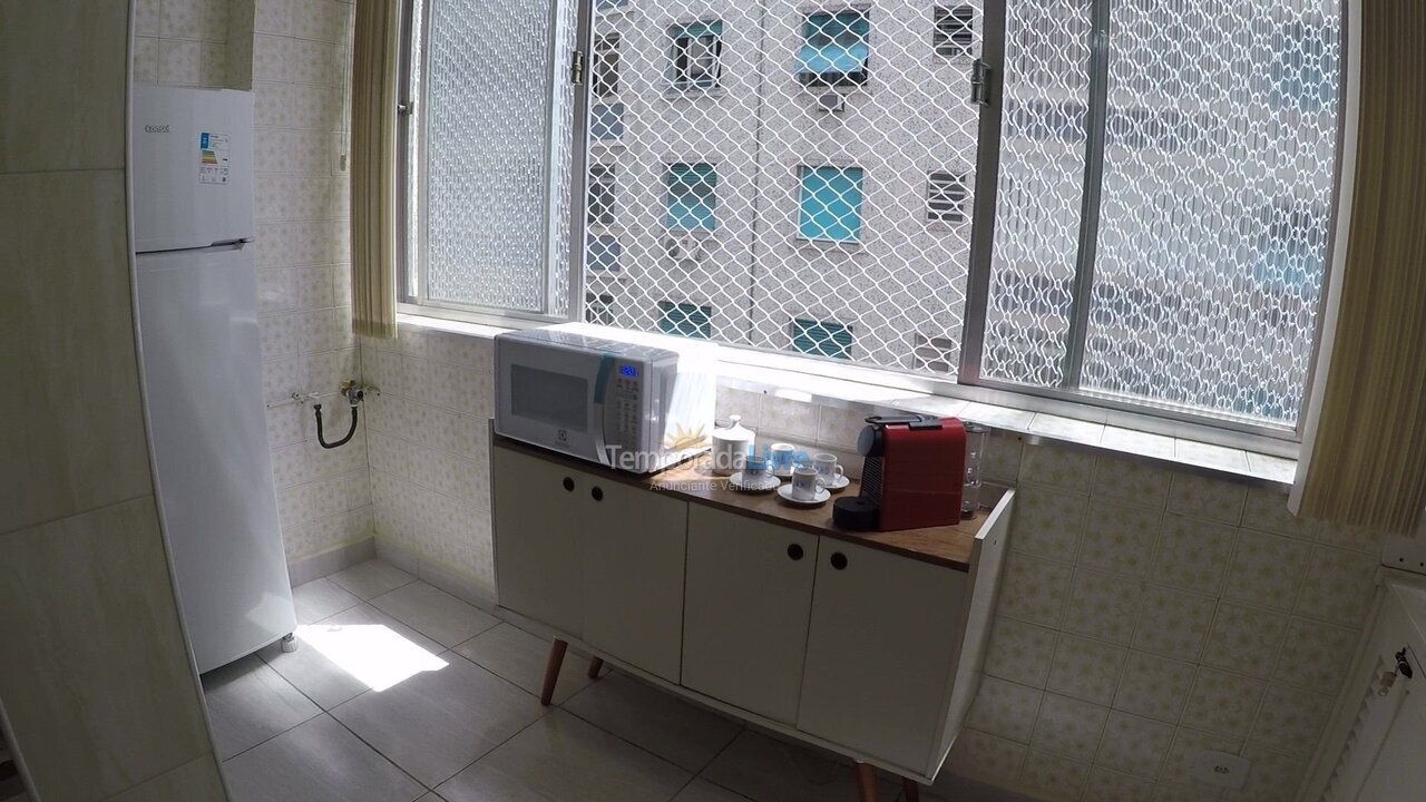 Apartamento para aluguel de temporada em Santos (Aparecida Embaré)