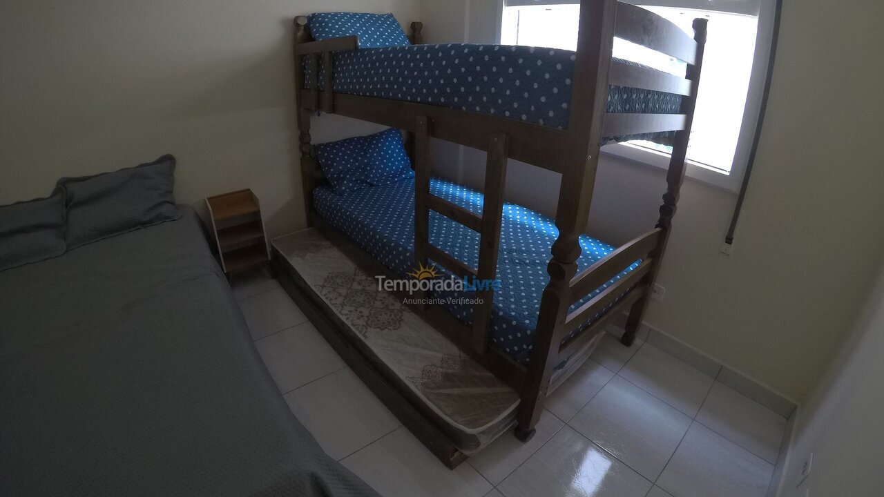 Apartamento para aluguel de temporada em Santos (Aparecida Embaré)