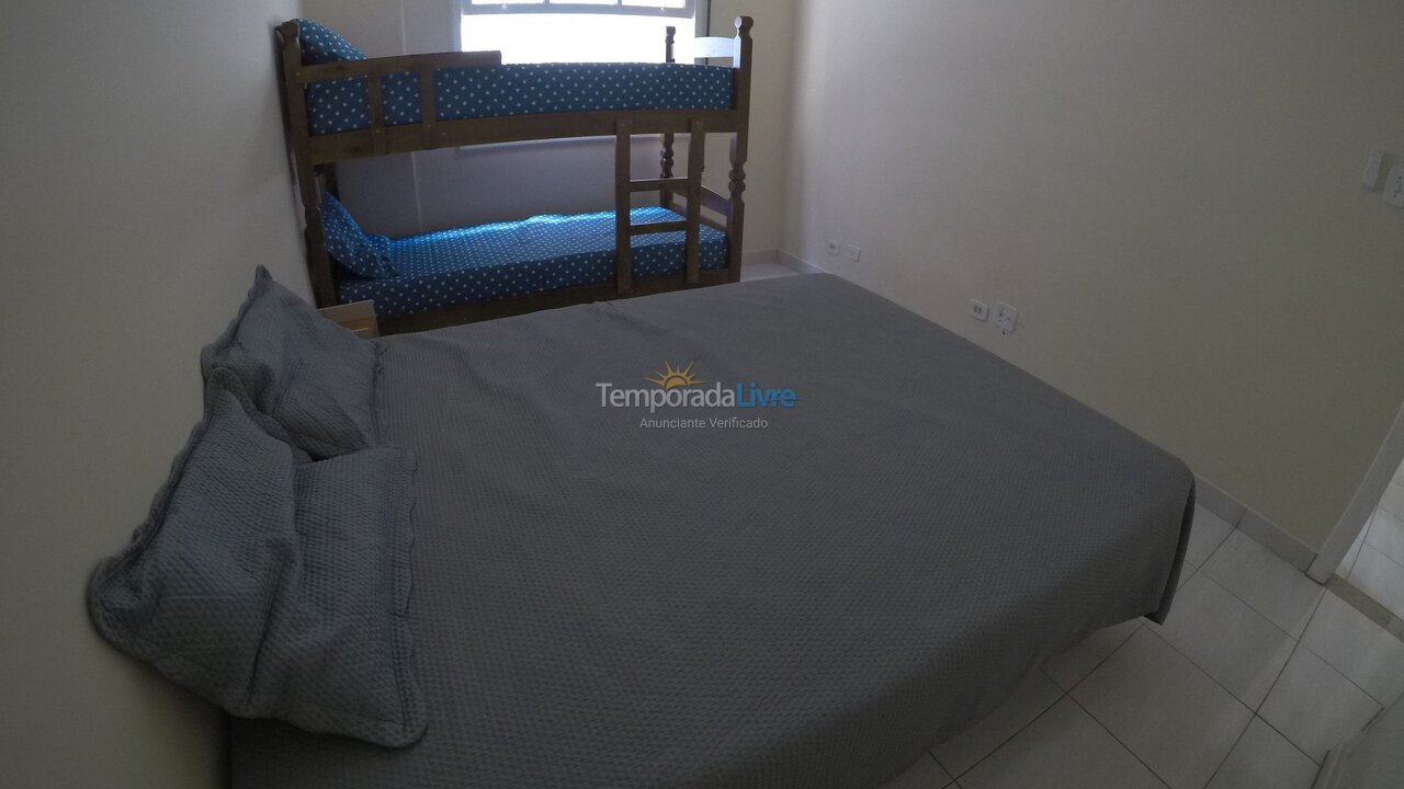 Apartamento para aluguel de temporada em Santos (Aparecida Embaré)