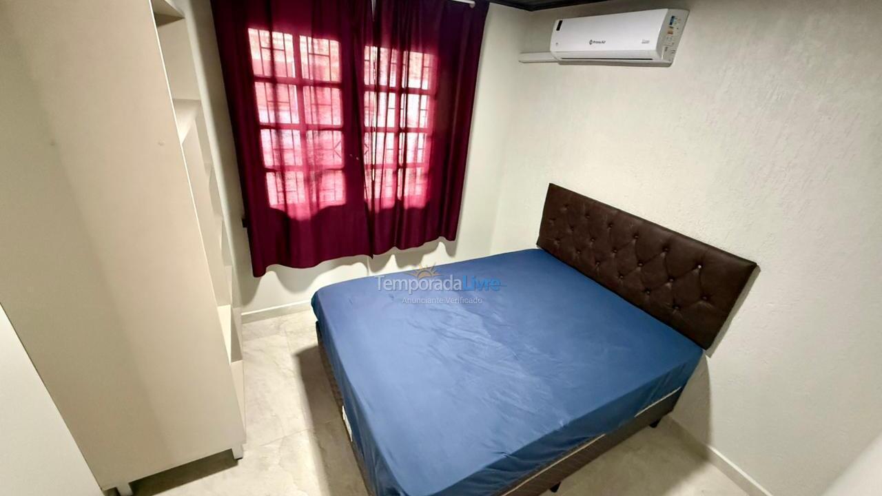 Casa para alquiler de vacaciones em Matinhos (Caiobá)