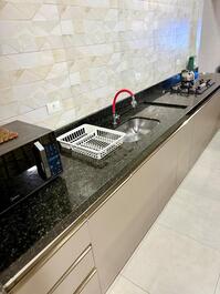 Casa na quadra do mar, vista incrível, wi-fi, mesa de sinuca