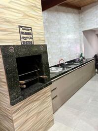 Casa na quadra do mar, vista incrível, wi-fi, mesa de sinuca