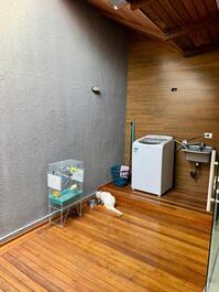 Casa na quadra do mar, vista incrível, wi-fi, mesa de sinuca