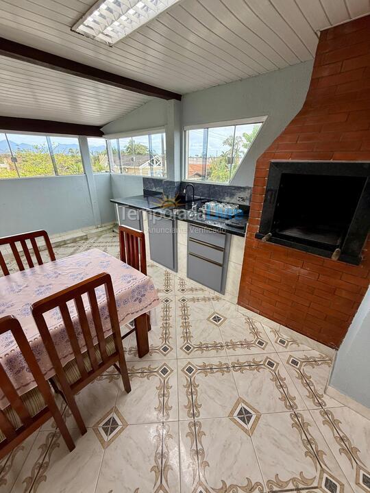 Casa para aluguel de temporada em Matinhos (Caiobá)