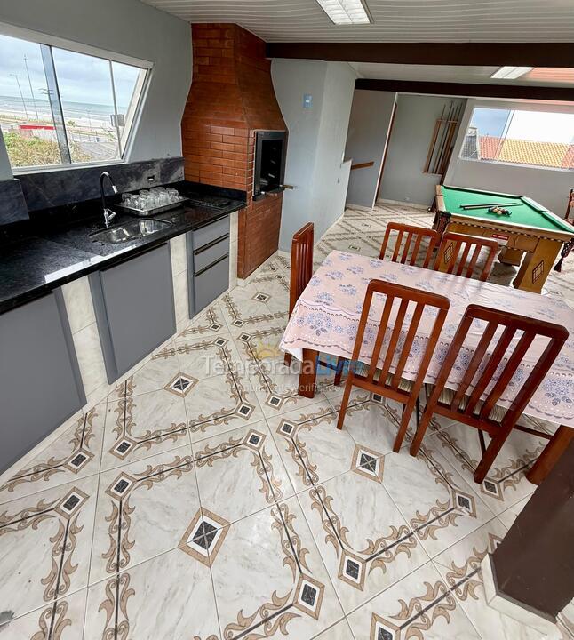 Casa para aluguel de temporada em Matinhos (Caiobá)