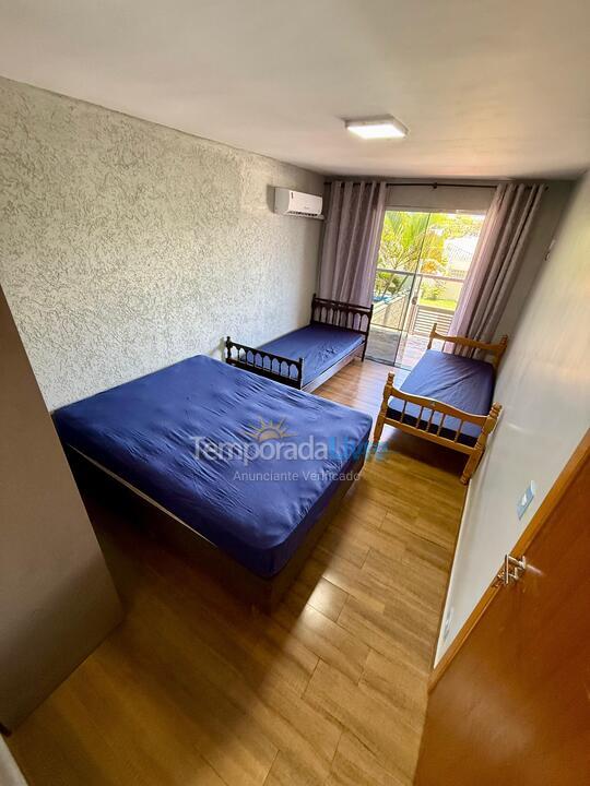 Casa para aluguel de temporada em Matinhos (Caiobá)