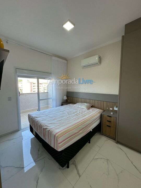 Apartamento para aluguel de temporada em Florianopolis (Praia dos Ingleses)