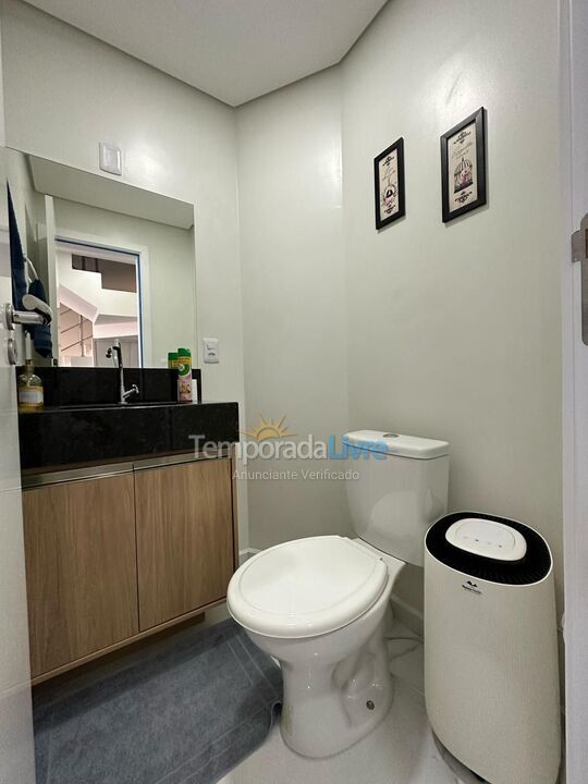 Apartamento para aluguel de temporada em Florianopolis (Praia dos Ingleses)