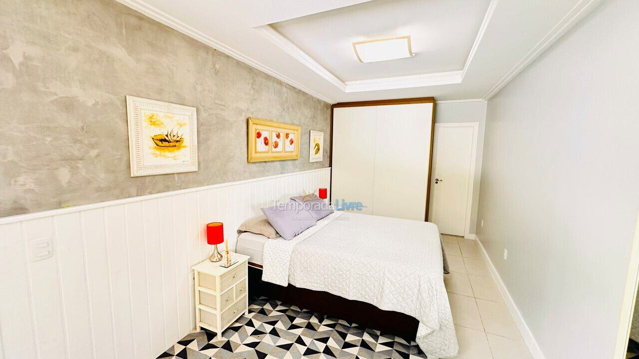 Casa para aluguel de temporada em Florianópolis (Lagoinha)