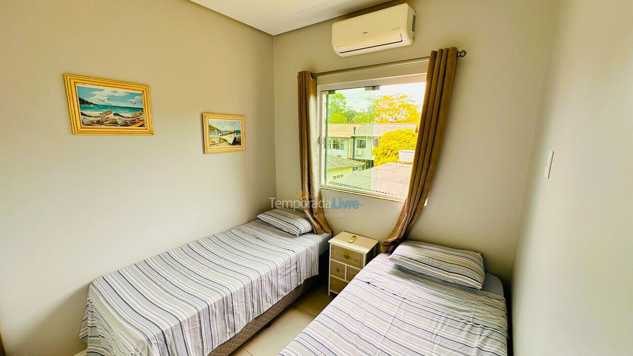 Casa para aluguel de temporada em Florianópolis (Lagoinha)