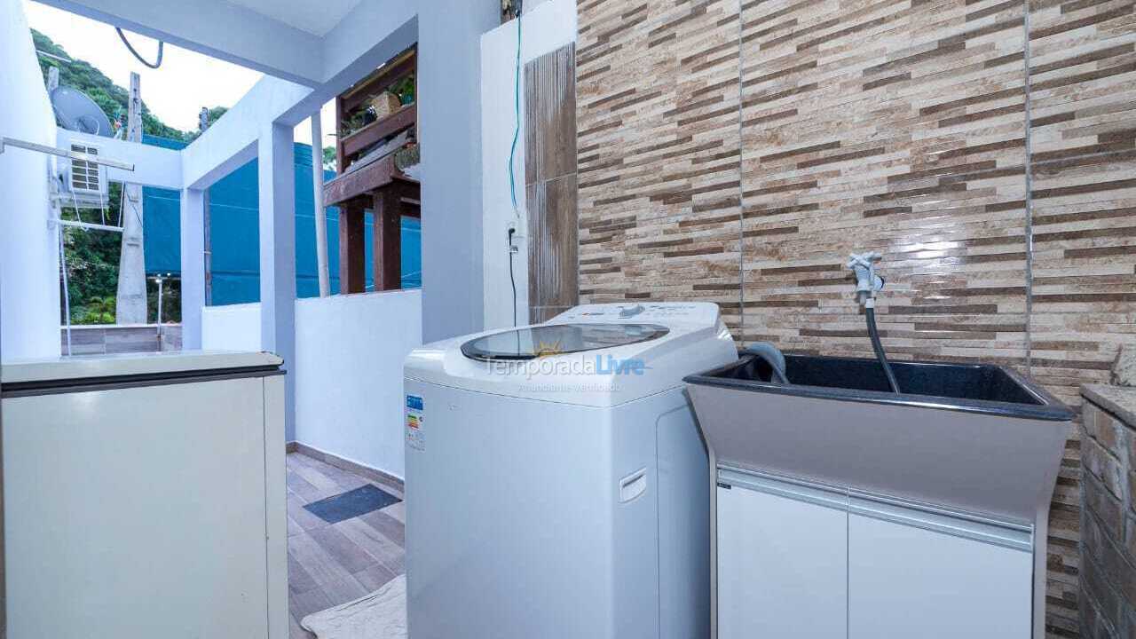 House for vacation rental in Bombinhas (Canto Grande)