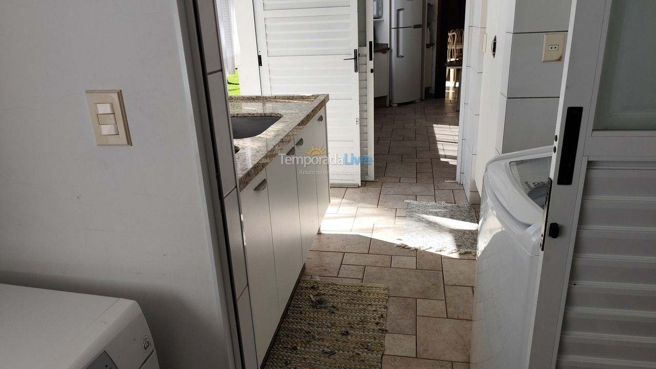 House for vacation rental in Florianopolis (Jurerê Internacional)