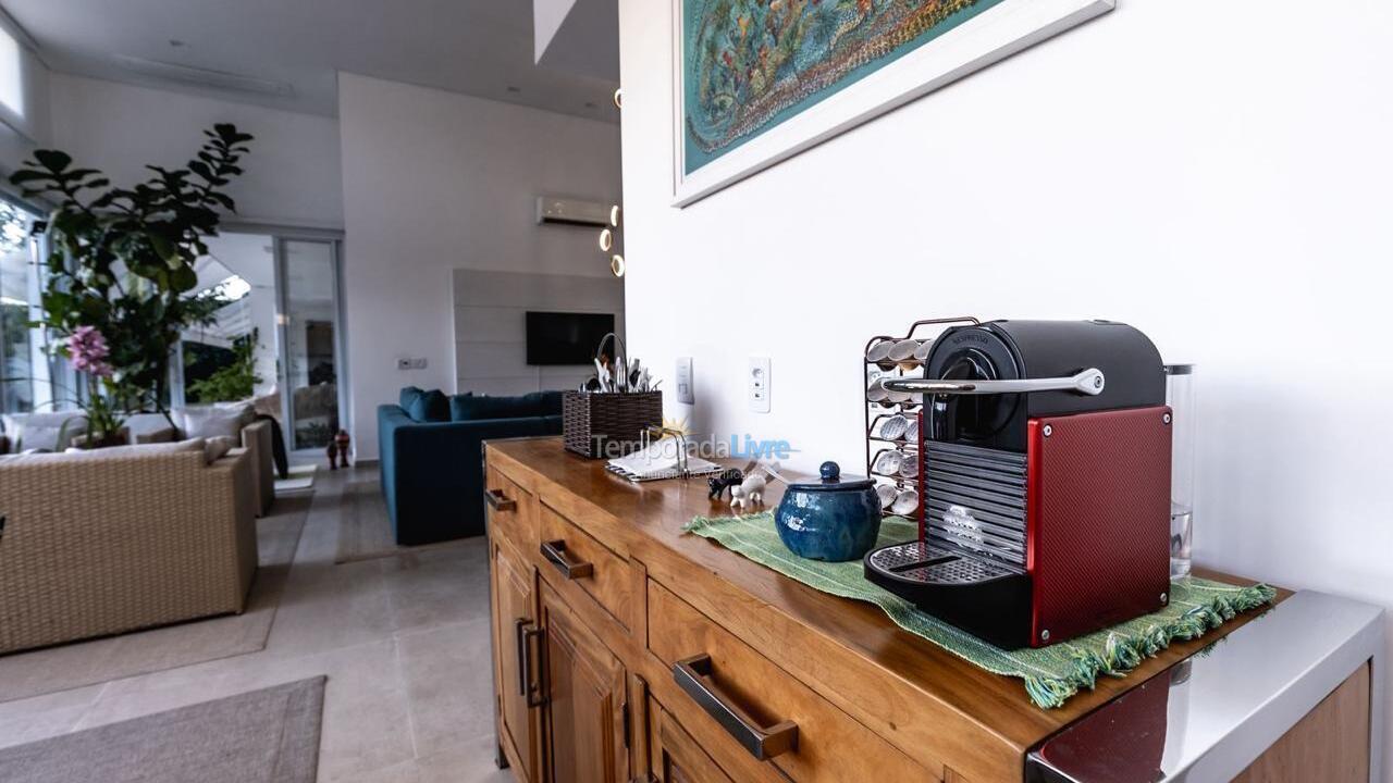 Casa para aluguel de temporada em Boituva (Rancho Dos Arcos)