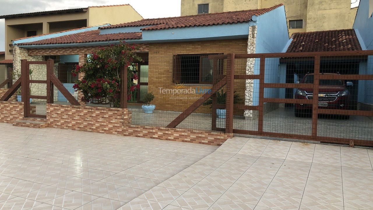 House for vacation rental in Cidreira (Centro)