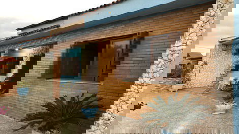 Casa Centro de Cidreira, 100m from the sea