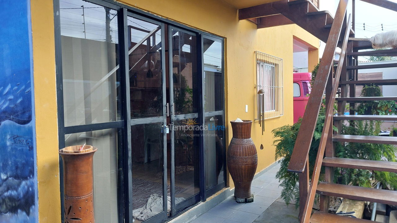 Casa para alquiler de vacaciones em Serra (Praia de Capuba)