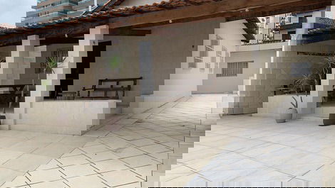 Praia Grande great location, close to the beach, bike path, boardwalk