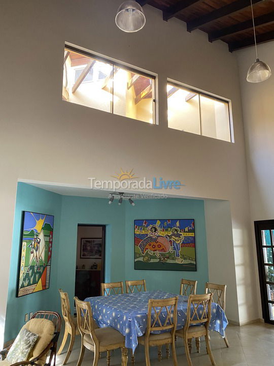 Granja para alquiler de vacaciones em Chapada dos Guimarães (Estrada da Cachoeira Rica Km 10)