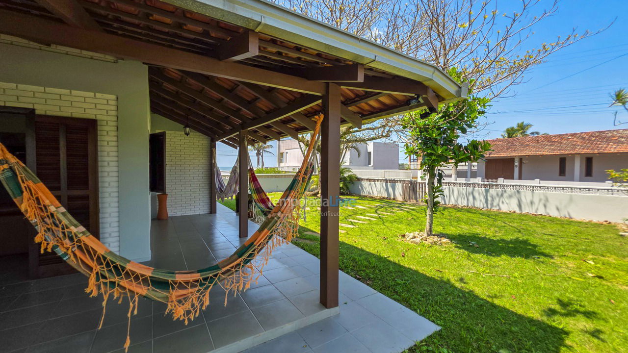 House for vacation rental in São Francisco do Sul (Itaguaçu)