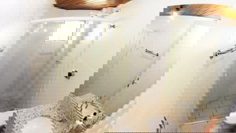 Apartment with sea view in the center of Meia Praia, very comfortable.