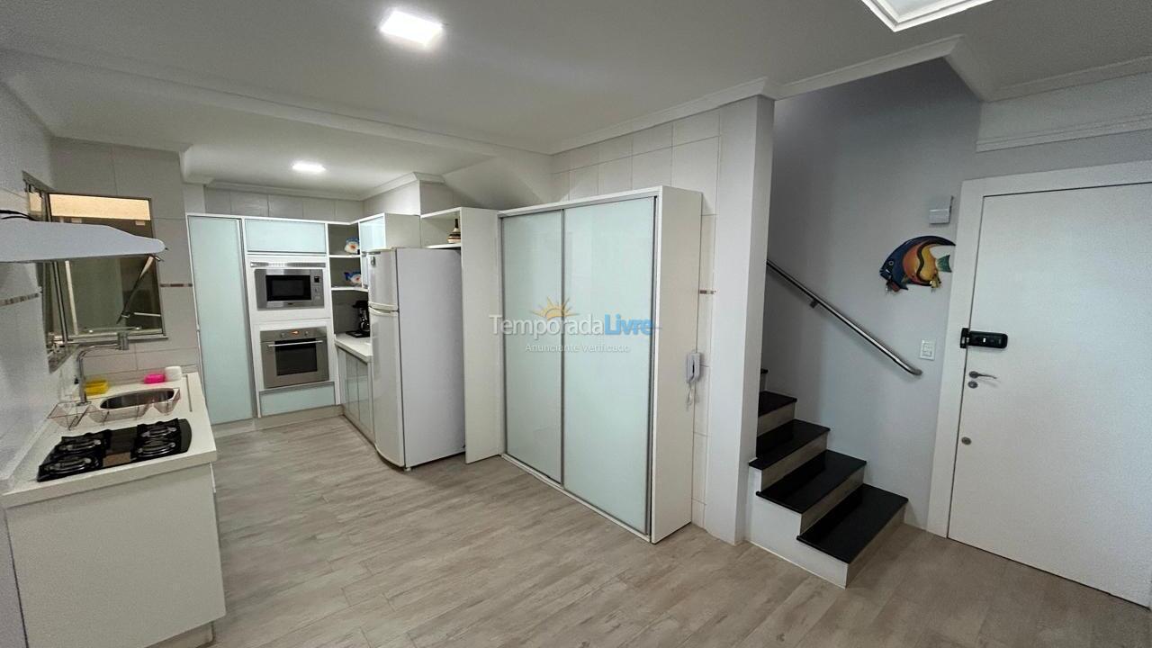 Apartment for vacation rental in Bombinhas (Praia de Bombas)